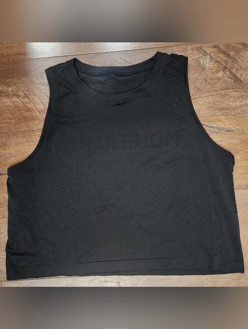 Lululemon Breeze By Muscle Crop Tank, Size 6/8(see measurements)